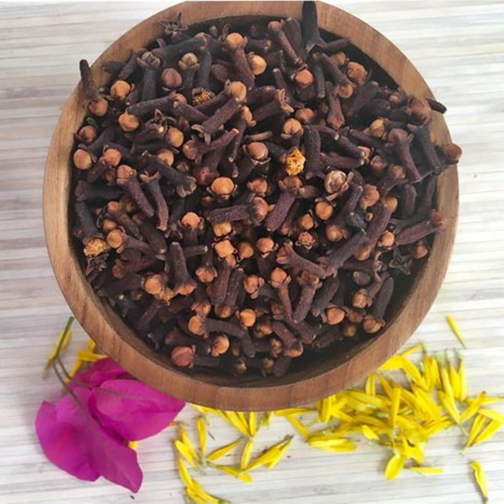 Fresh Cloves Lavang Laung Lavangam Manvik Foods