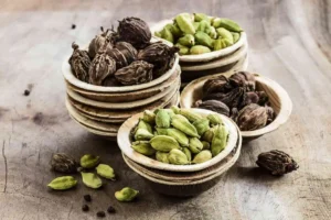 cardamom pods