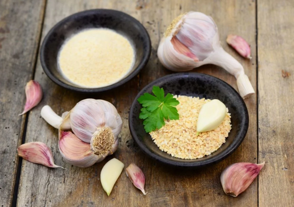 granulated garlic vs garlic powder