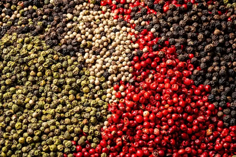 types of peppercorn - Manvik Foods types of peppercorn